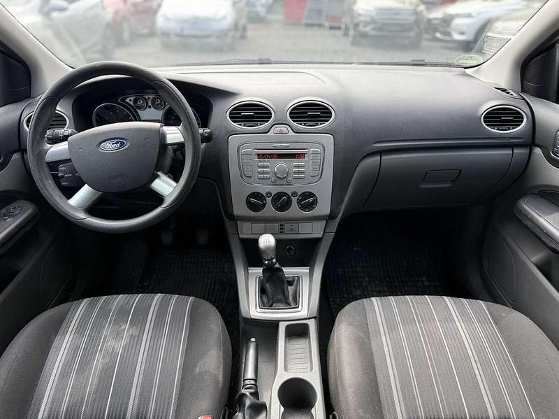 Gebraucht Ford Focus Style 101 PS (74 kW) 2008 Polarsilber metallic Kombi
