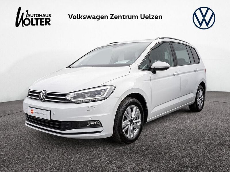 Weiß Gebraucht 2020 VW Touran Comfortline Van / Kleinbus | 26.920 € (Etwas zu teuer) - Bild 1/4