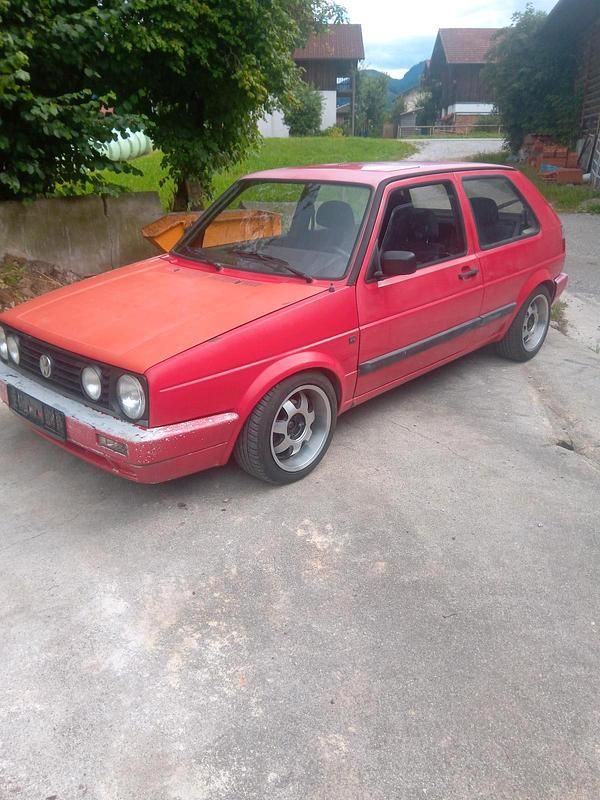 Rot Gebraucht 1991 VW Golf II Limousine | 2.900 € - Bild 1/4