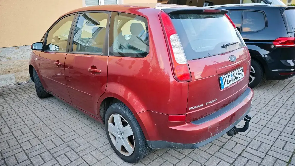 Gebraucht Ford C-MAX 101 PS (74 kW) 2006 Rot Van / Kleinbus