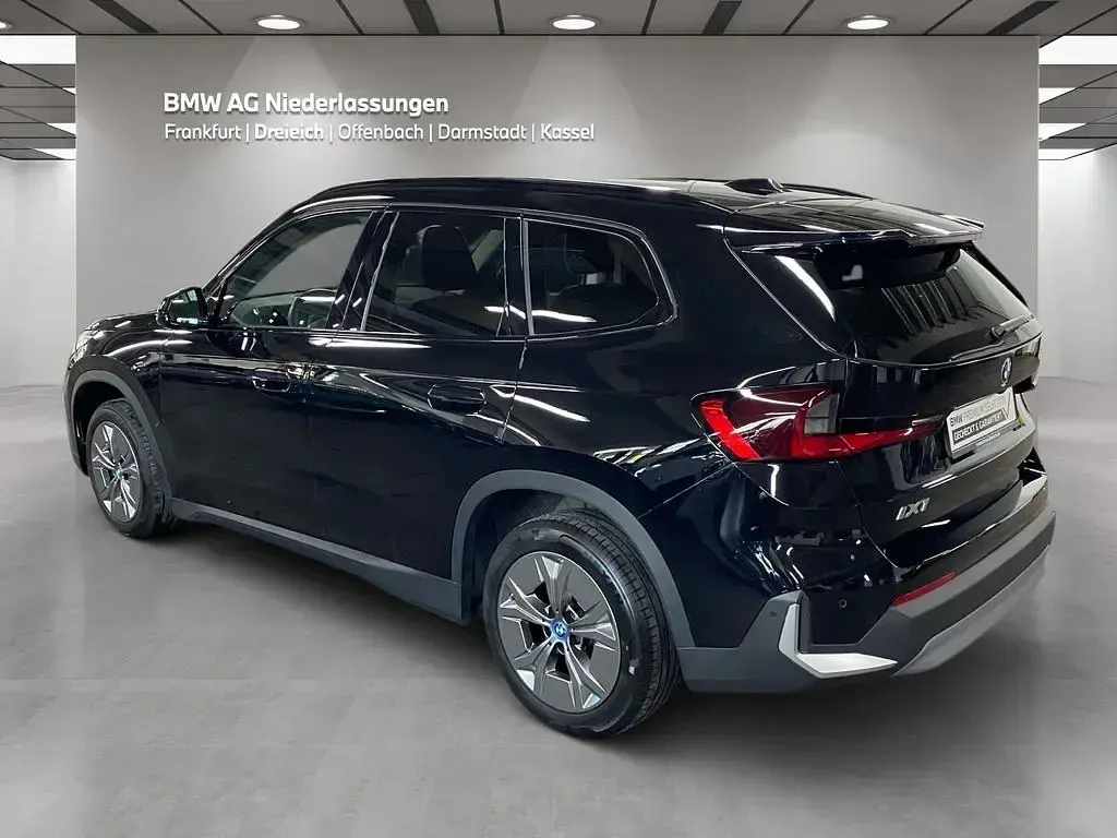 Gebraucht BMW iX1 Performance 200 kW (272 PS) 2023 Schwarz SUV