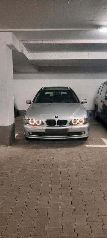 Gebraucht BMW 520 Exclusive 170 PS (125 kW) 2003 Silber Kombi