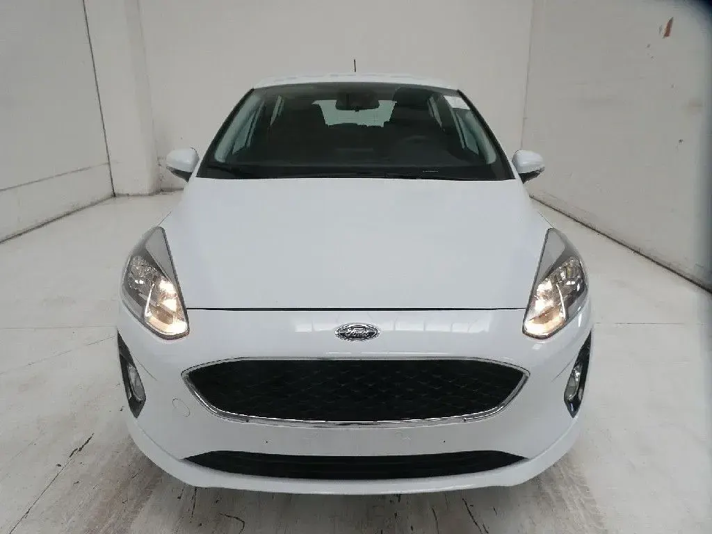 Gebraucht Ford Fiesta 75 PS (55 kW) 2021 Weiß Kleinwagen