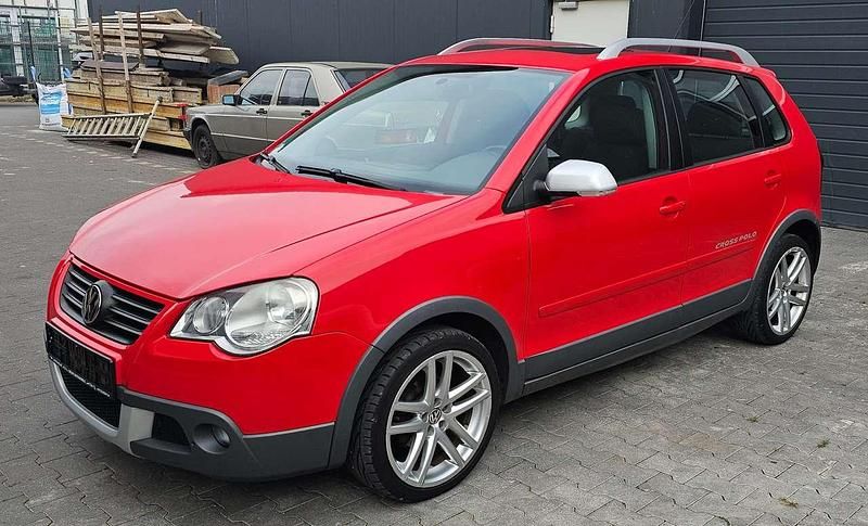 Rot Gebraucht 2008 VW Polo Cross Kleinwagen | 6.490 € (Etwas zu teuer) - Bild 1/4