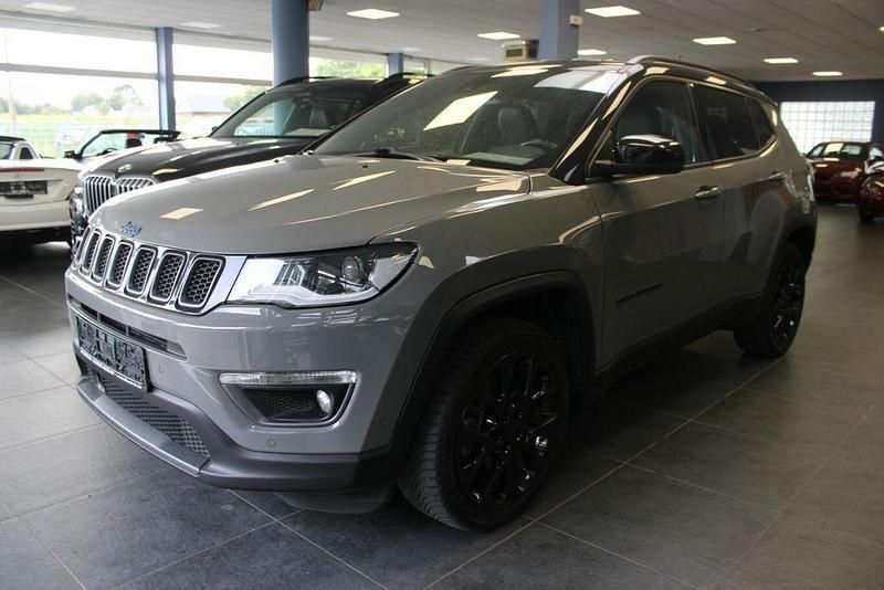 Gebraucht Jeep Compass 179 PS (131 kW) 2020 Grau SUV