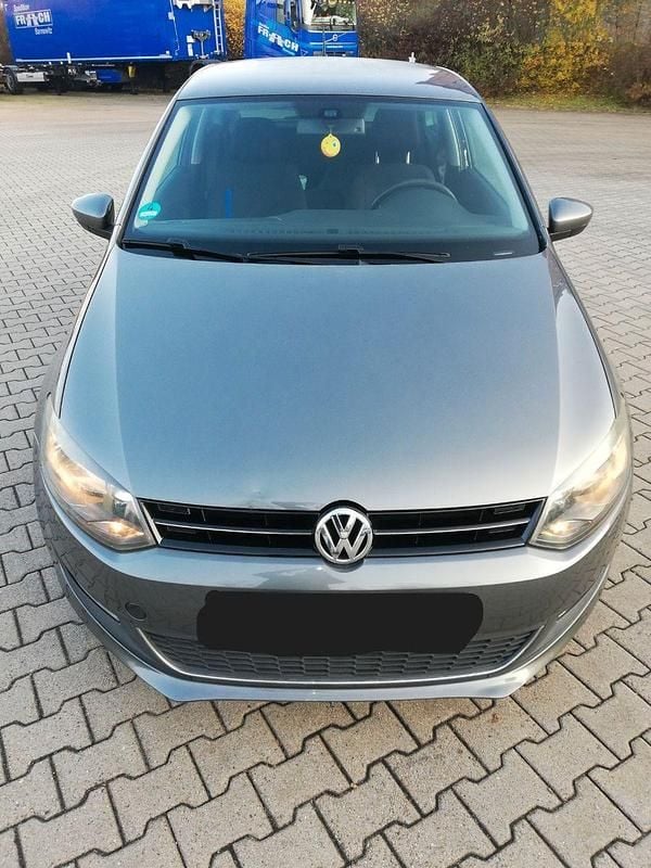 Gebraucht VW Polo Life 60 PS (44 kW) 2013 Grau Kleinwagen
