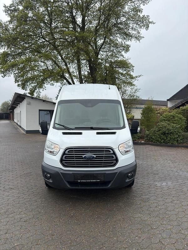 Second-hand Ford Transit 153 CP (112 kW) 2015 Alb Monovolum