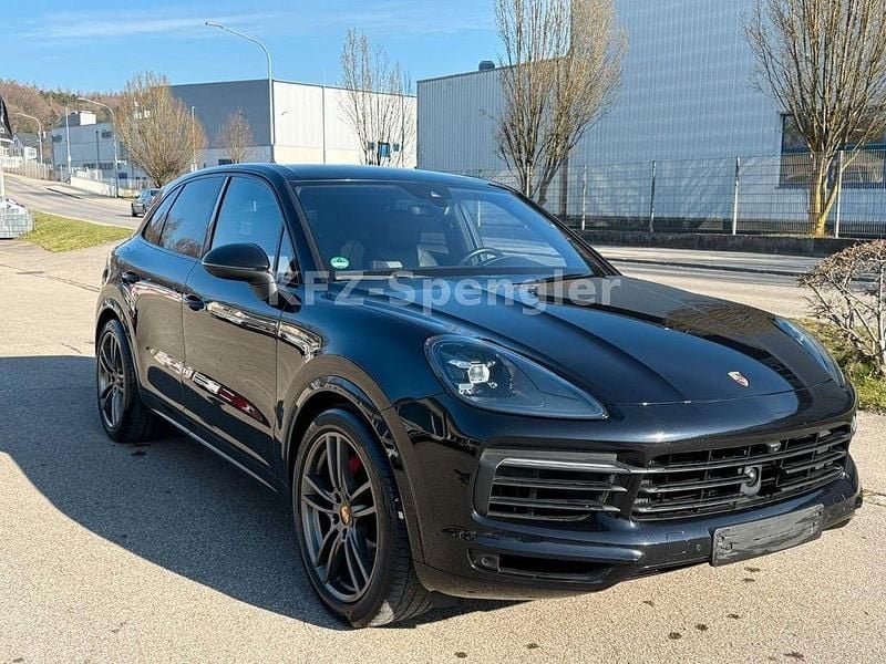 Second-hand Porsche Cayenne 340 CP (250 kW) 2018 Negru SUV