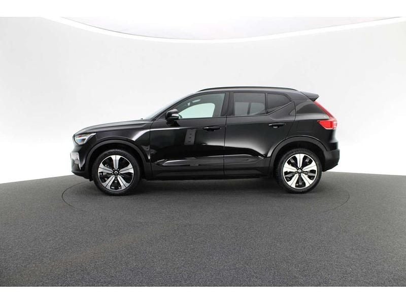 Second-hand Volvo XC40 Core 169 kW (231 CP) 2022 Negru SUV