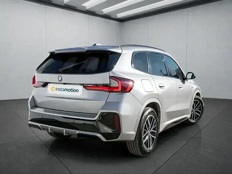 Gebraucht BMW X1 211 PS (155 kW) 2023 Silber SUV
