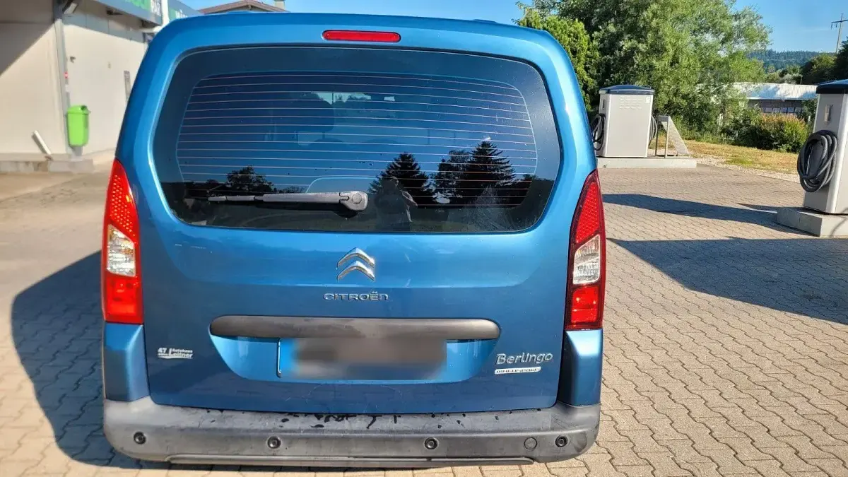 Gebraucht Citroën Berlingo 98 PS (72 kW) 2012 Blau Van / Kleinbus