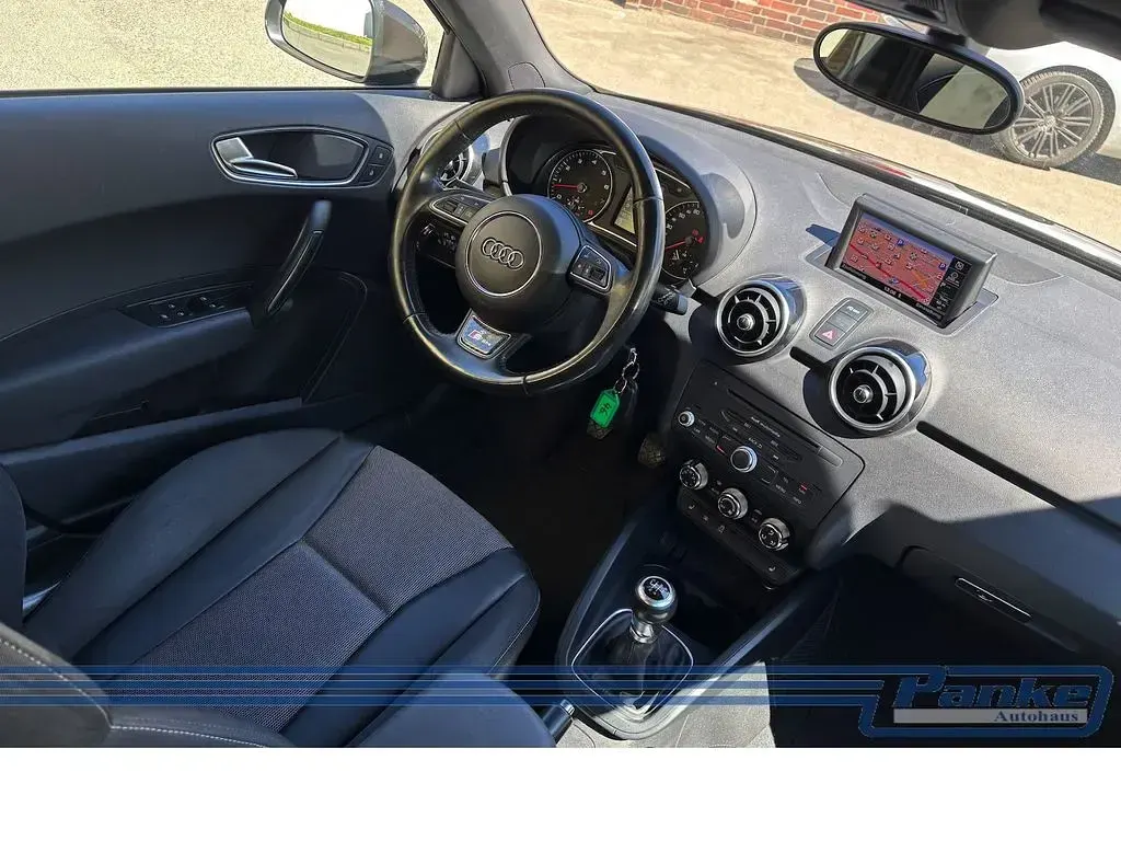 Usata Audi A1 Ambition 86 CV (63 kW) 2012 Marrone Utilitaria