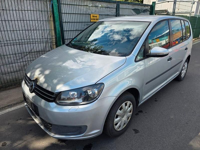 Silber Gebraucht 2010 VW Touran Van / Kleinbus | 2.999 € (Superpreis) - Bild 1/4