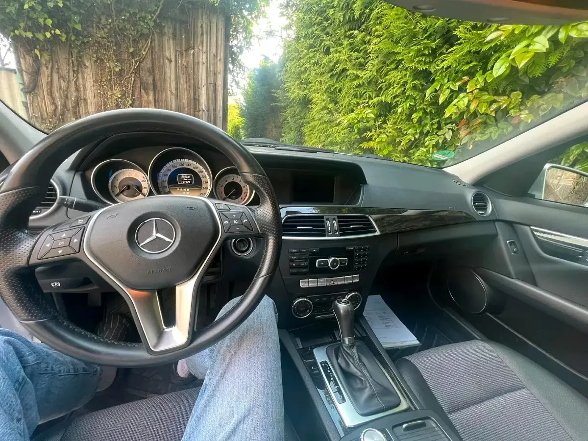 Gebraucht Mercedes C200 184 PS (135 kW) 2012 Limousine