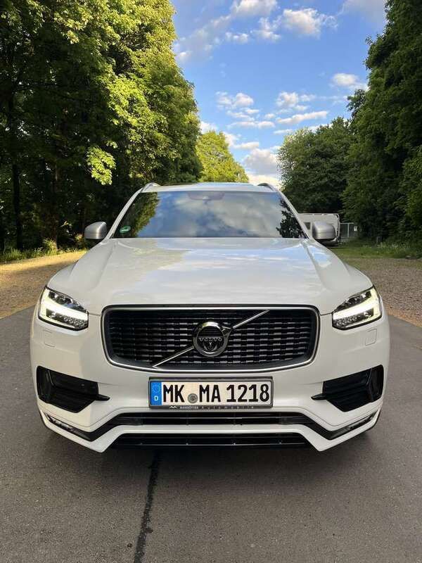 Weiß Gebraucht 2018 Volvo XC90 R-Design SUV | 39.000 € (Fairer Preis) - Bild 1/4