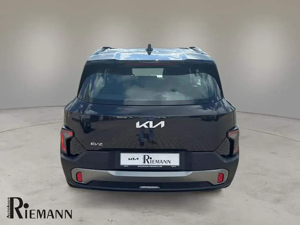 Neu Kia EV2 Earth 108 kW (147 PS) 2026 (1k) black pearl m SUV