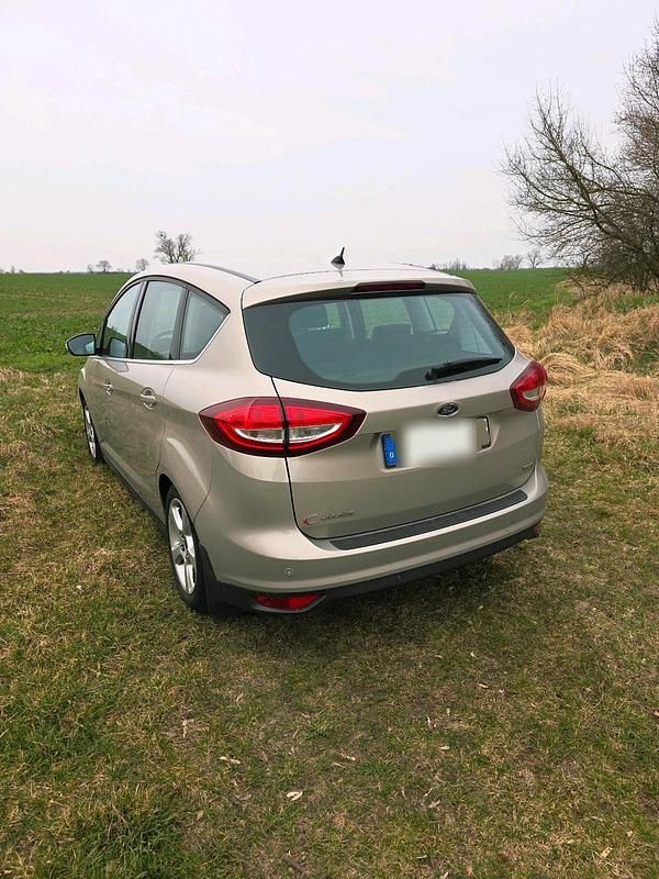 Gebraucht Ford C-MAX 125 PS (91 kW) 2015 Gold Van / Kleinbus