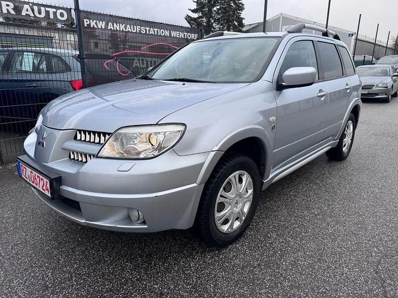 Gebraucht Mitsubishi Outlander Intense 160 PS (117 kW) 2006 Silber SUV