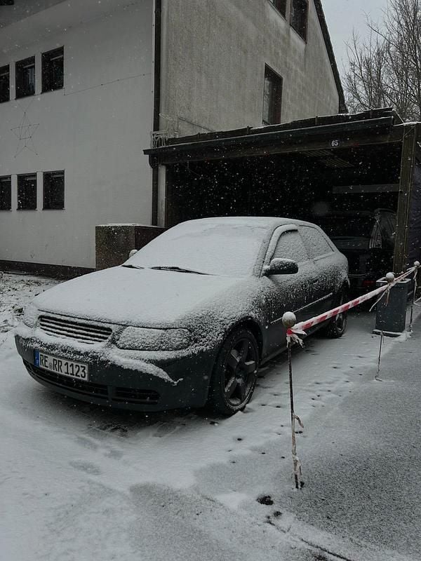 Gebraucht Audi A3 Ambiente 250 PS (183 kW) 2000 Schwarz Kleinwagen