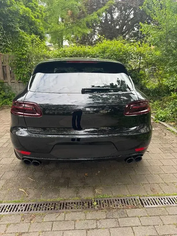 Gebraucht Porsche Macan Turbo Performance Package 441 PS (324 kW) 2017 Schwarz SUV