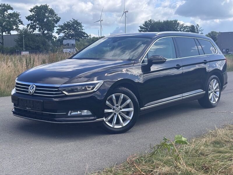 Schwarz Gebraucht 2015 VW Passat Highline Limousine | 10.950 € (Etwas zu teuer) - Bild 1/4