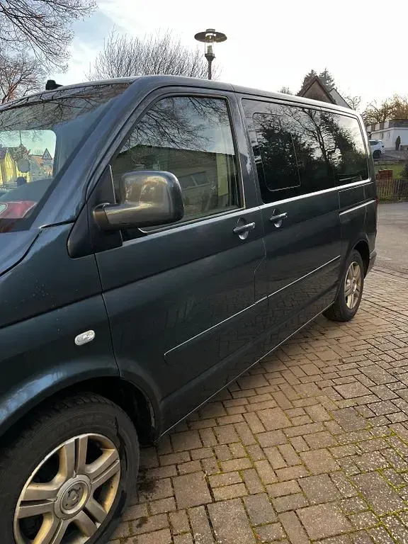 Gebraucht VW T5 Highline 174 PS (127 kW) 2004 Grau Van