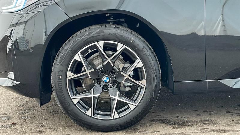 Neu BMW X3 Efficient Dynamics 197 PS (144 kW) 2025 Saphirschwarz metallic SUV