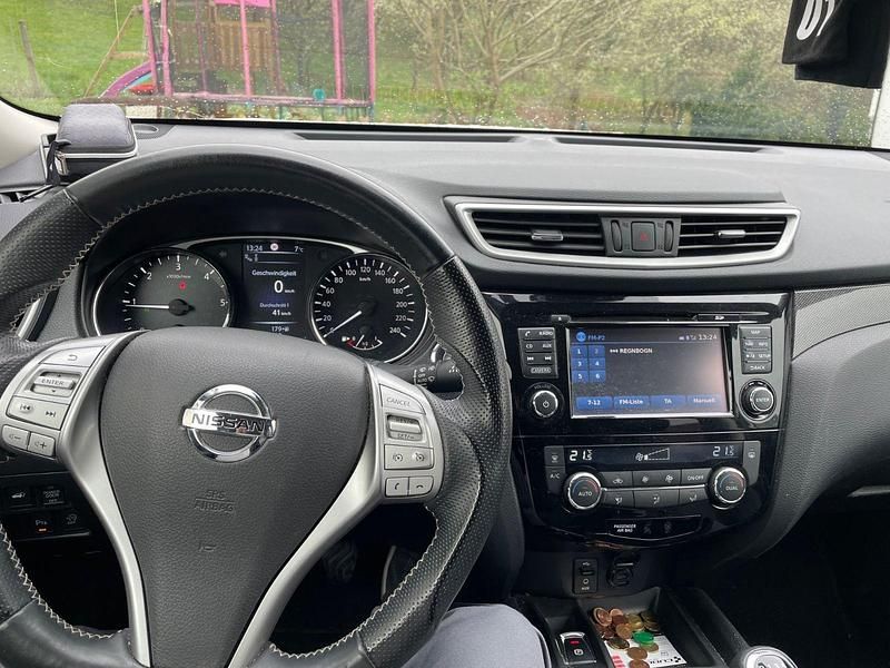 Gebraucht Nissan X-Trail Tekna 131 PS (96 kW) 2017 Weiß SUV