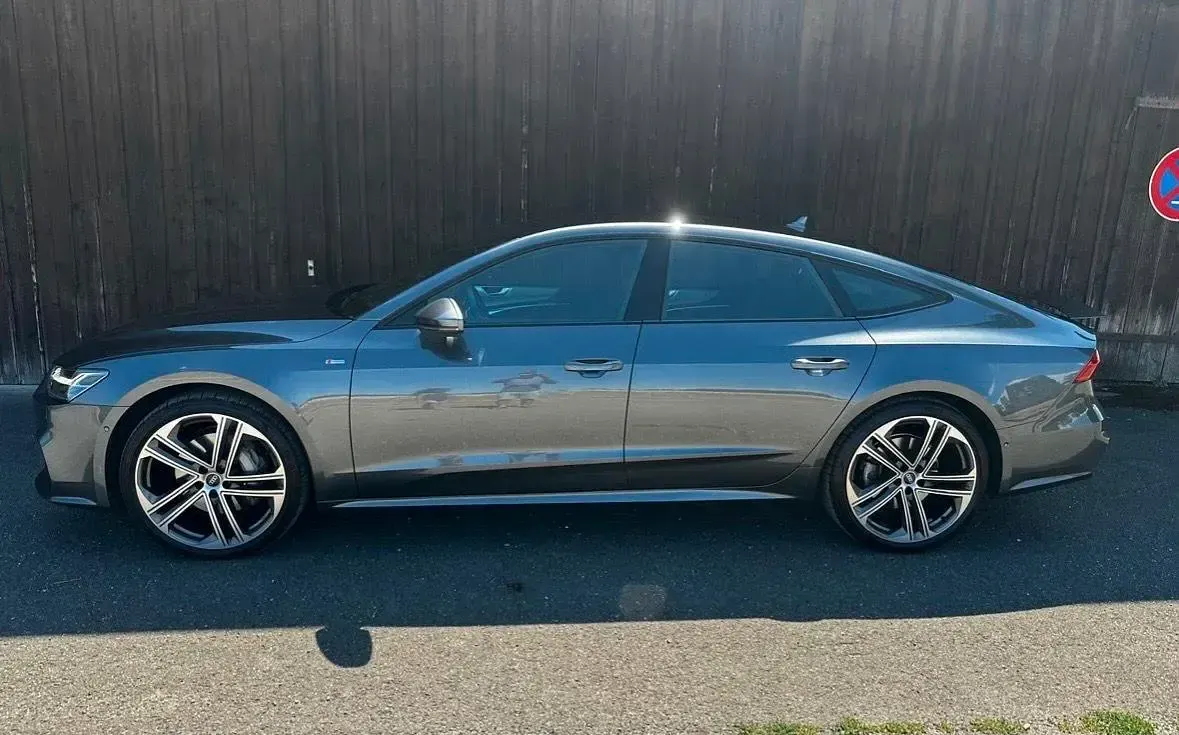 Gebraucht Audi A7 Sportback S-Line 286 PS (210 kW) 2025 Grau Kleinwagen