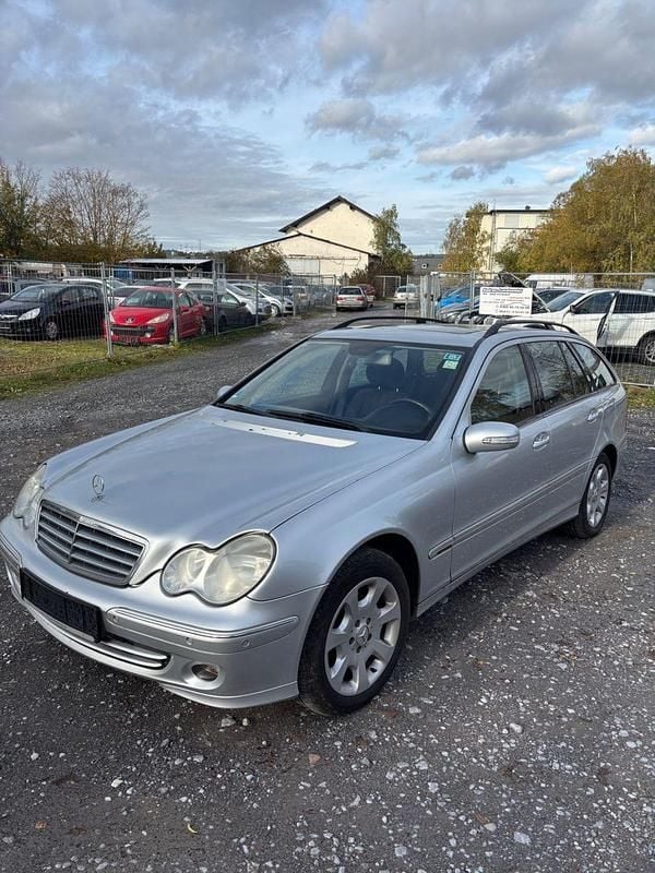 Gebraucht Mercedes C180 143 PS (105 kW) 2007 Silber Kombi