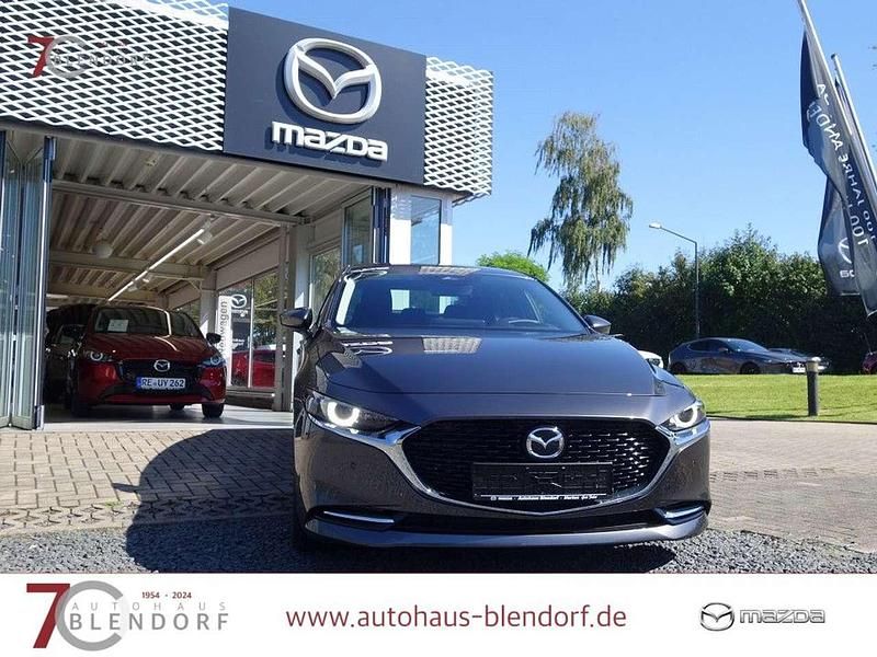 Neu Mazda 3 Exclusive 140 PS (102 kW) 2026 Machine gray Limousine