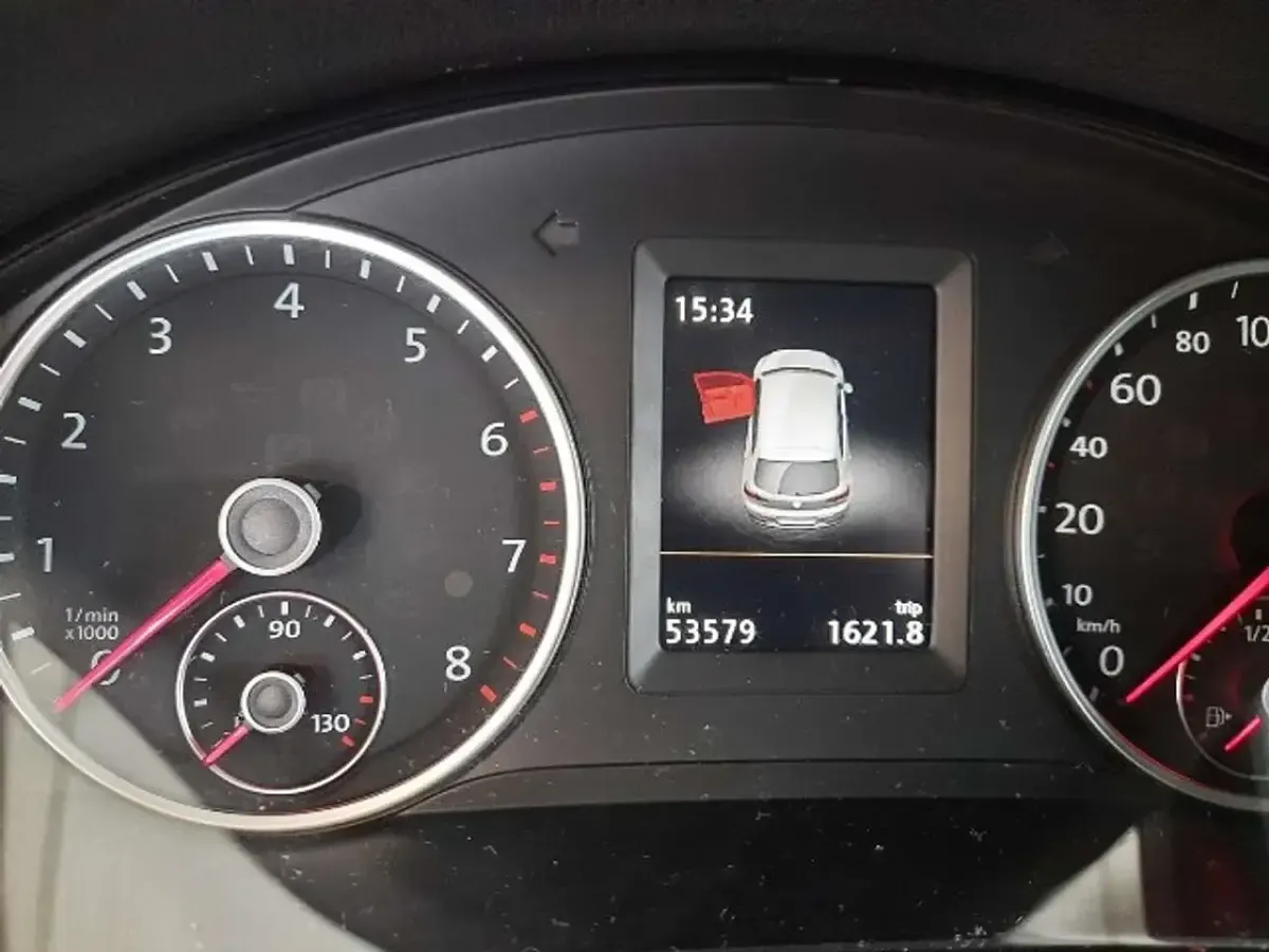 Gebraucht VW Tiguan Sportline 125 PS (91 kW) 2015 Reflexsilber SUV
