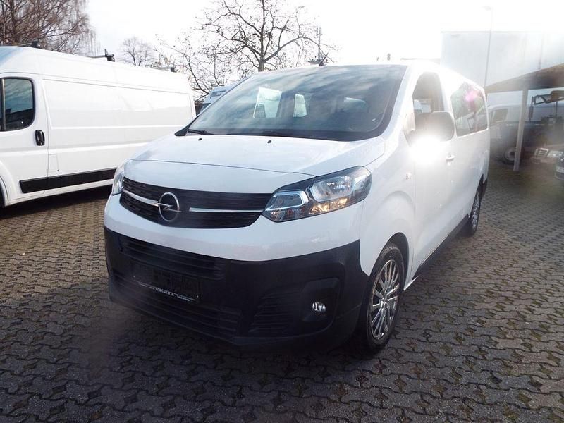 Weiß Gebraucht 2020 Opel Vivaro Van / Kleinbus | 17.731 € (Guter Preis) - Bild 1/4