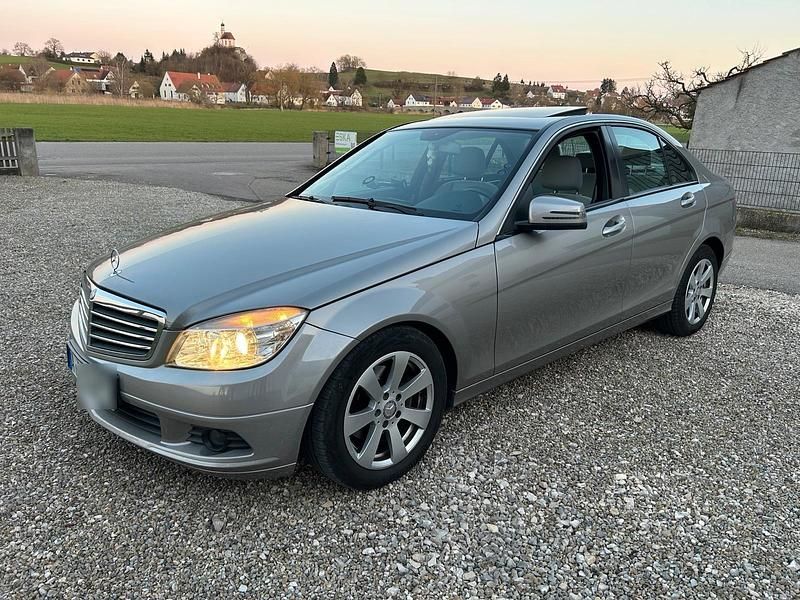 Gebraucht Mercedes C200 136 PS (100 kW) 2009 Limousine