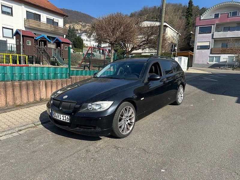 Gebraucht BMW 320 170 PS (125 kW) 2007 Schwarz Kombi