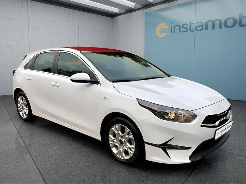 Second-hand Kia Ceed 160 CP (117 kW) 2022 Alb Hatchback