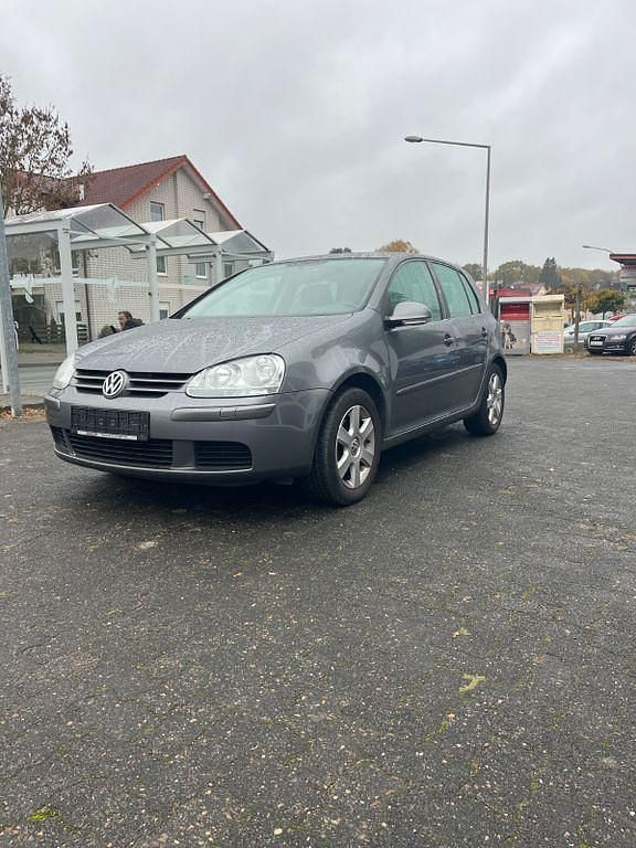 Grau Gebraucht 2005 VW Golf V Comfortline Limousine | 3.290 € (Fairer Preis) - Bild 1/4