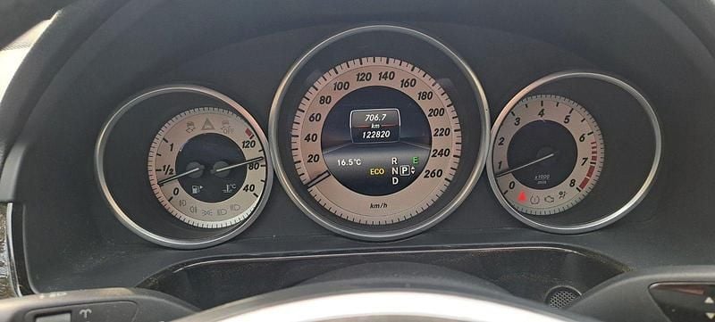 Gebraucht Mercedes E200 Avantgarde 184 PS (135 kW) 2013 Schwarz Kombi