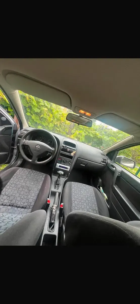 Gebraucht Opel Astra 75 PS (55 kW) 2000 Silber Kleinwagen