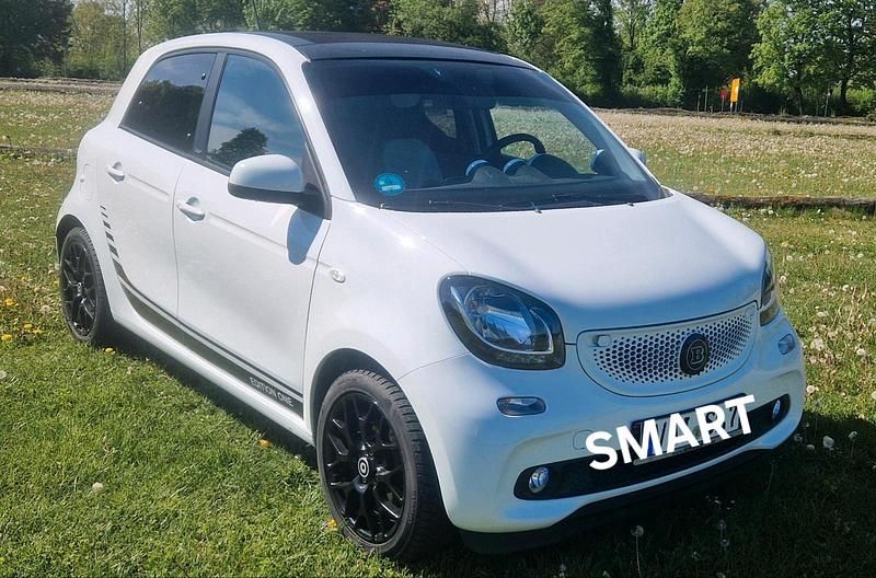 Usata Smart ForFour 71 CV (52 kW) 2015 Bianco Utilitaria