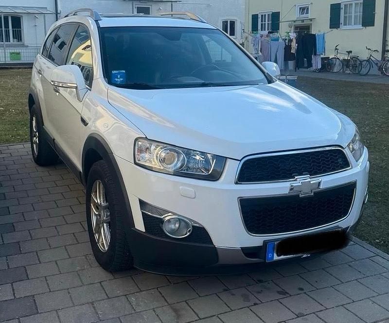 Gebraucht Chevrolet Captiva 184 PS (135 kW) 2012 Weiß SUV