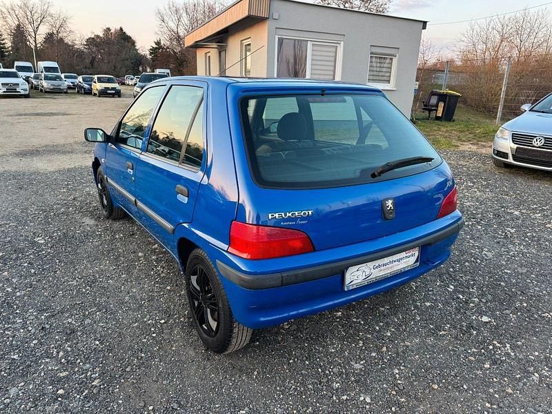 Gebraucht Peugeot 106 Style 60 PS (44 kW) 2002 Blau Kleinwagen