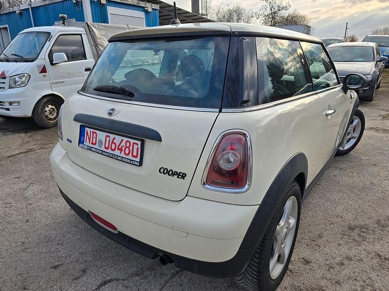 Second-hand Mini ONE 95 CP (69 kW) 2009 Alb Hatchback