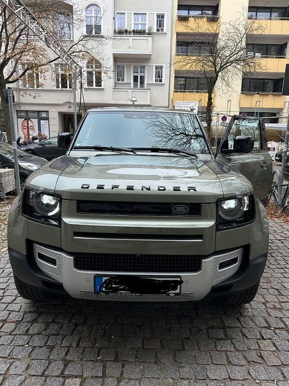 Grün Gebraucht 2025 Land Rover Defender S SUV | 59.000 € - Bild 1/4