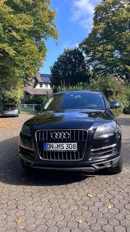 Schwarz Gebraucht 2012 Audi Q7 Ambiente SUV | 11.500 € (Guter Preis) - Bild 1/4