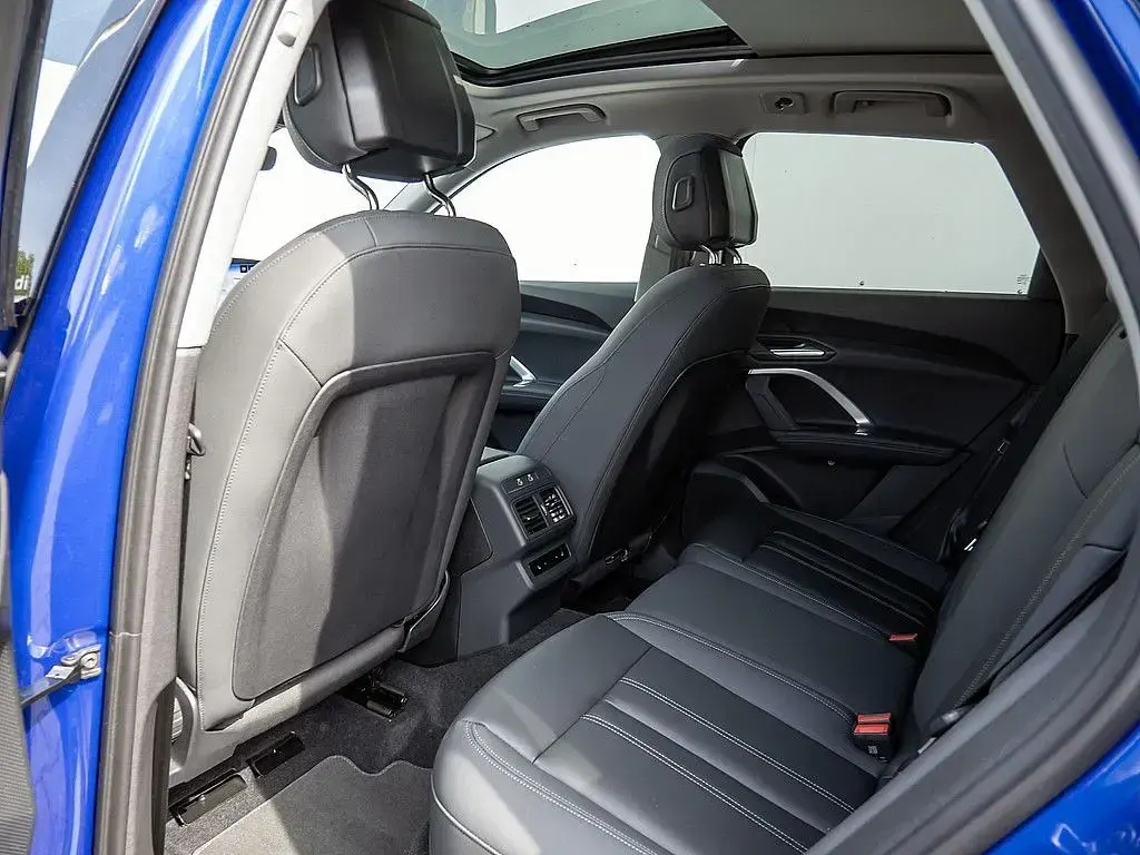 Gebraucht Audi Q5 S-Line 204 PS (150 kW) 2025 Ultrablau SUV