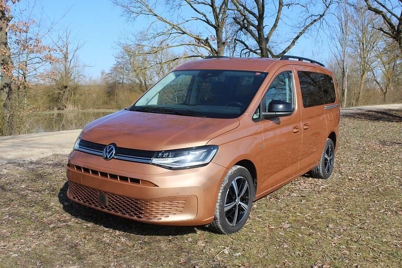 Gebraucht VW Caddy Maxi Life Life 122 PS (89 kW) 2021 Braun Van / Kleinbus