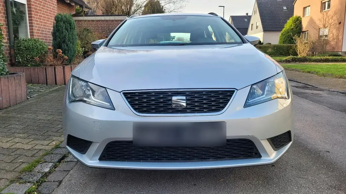 Używany Seat Leon 100 KM (73 kW) 2016 Srebrny Kombi