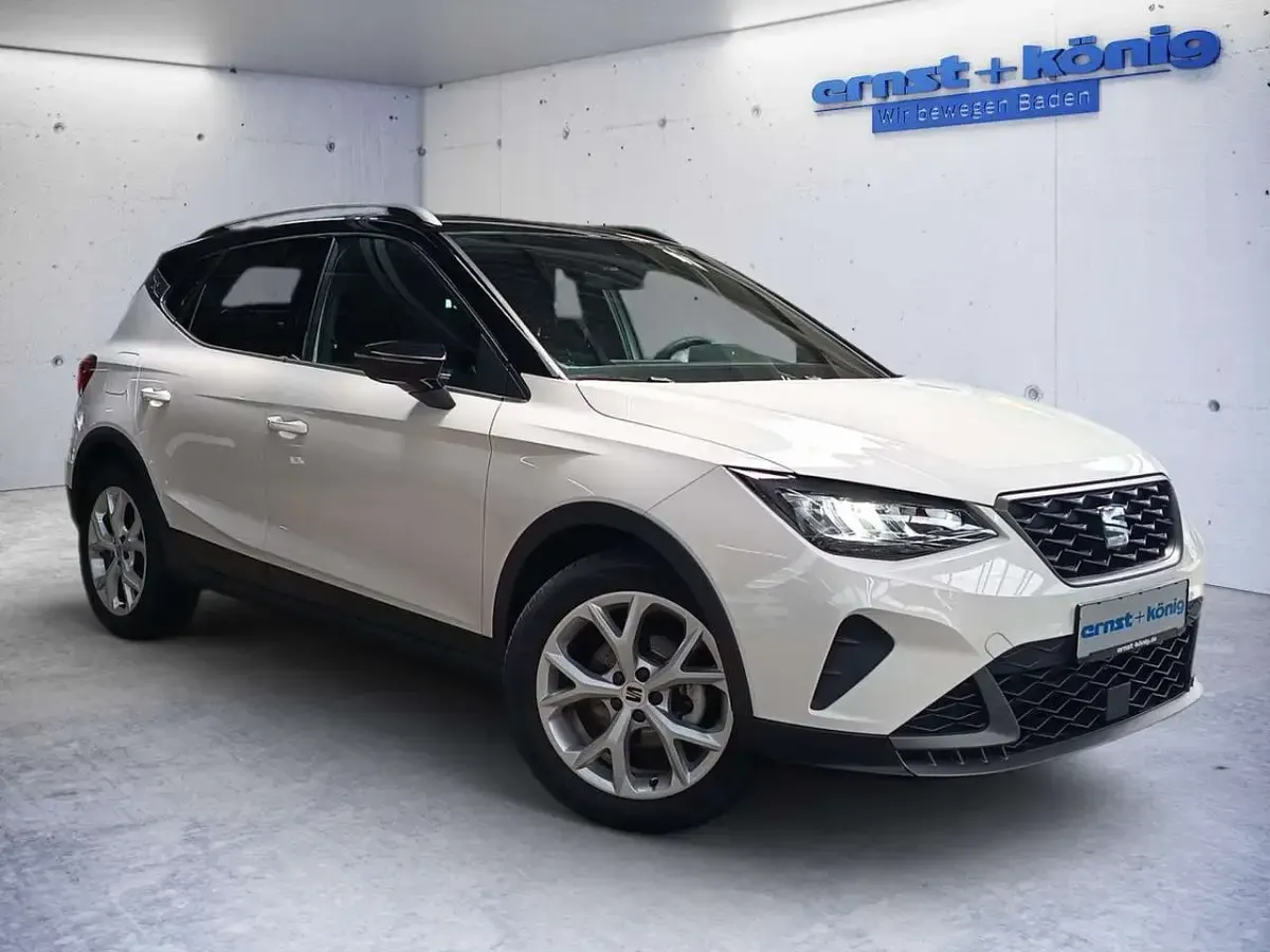 Gebraucht Seat Arona FR 116 PS (85 kW) 2025 Weiß uni / dach midnight schwa SUV