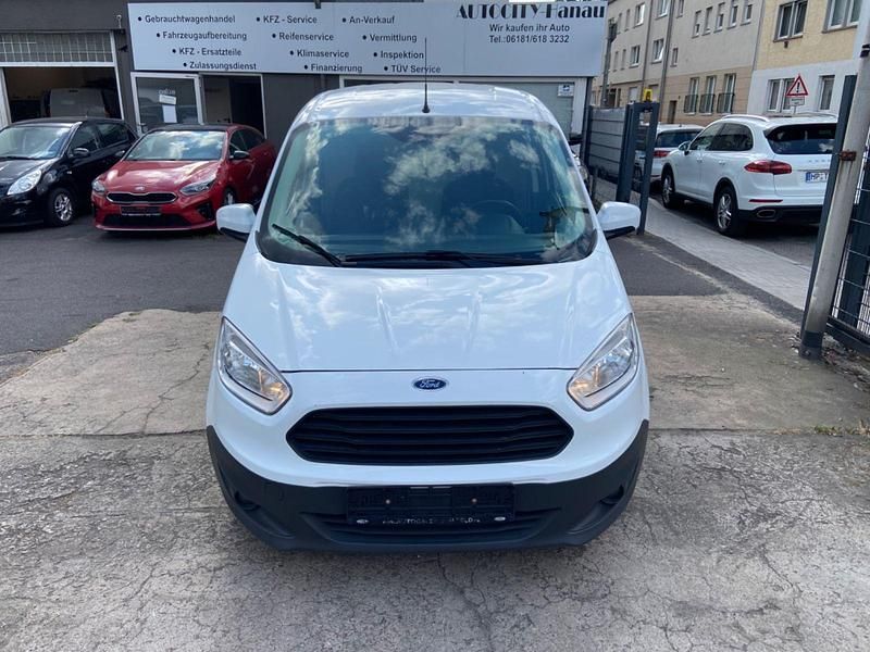 Weiß Gebraucht 2018 Ford Transit Trend Van / Kleinbus | 9.490 € (Guter Preis) - Bild 1/4